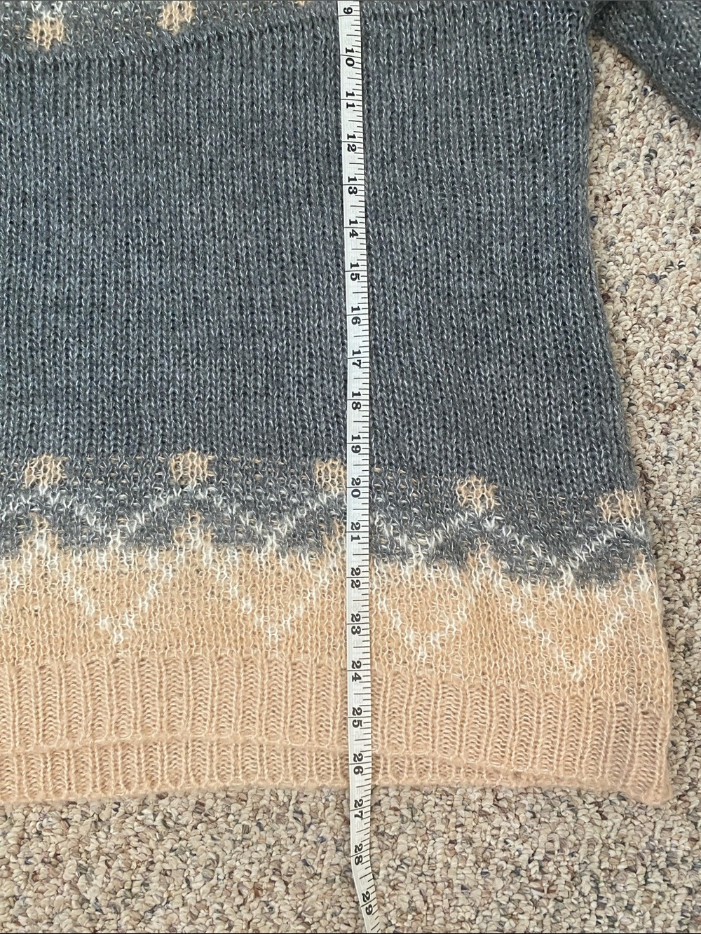 Unbranded 100% Mohair Cozy Grey and Beige Fair Isle Sweater Cottage-core - Picture 4 of 5